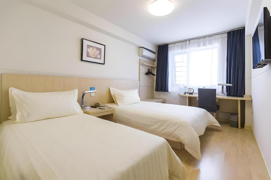 Jinjiang Inn Wuhan Wansongyuan Food Street Qushui Building Εξωτερικό φωτογραφία